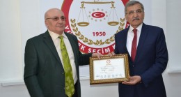 Beykoz’da mazbatalar verildi