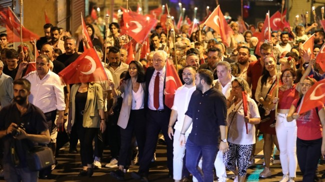 BEYKOZ’UN 30 AĞUSTOS COŞKUSUNA 10 BİNLER KATILDI