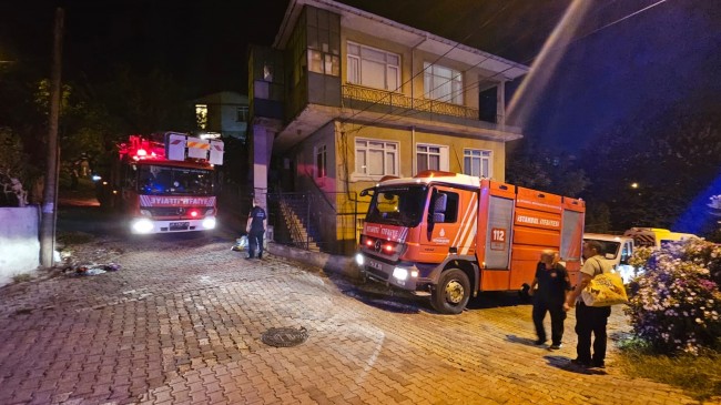 Beykoz’da merdivenleri çöken bina tahliye edildi